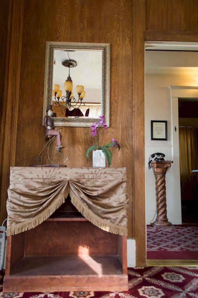 Van Gilder Hotel Сьюард Екстер'єр фото